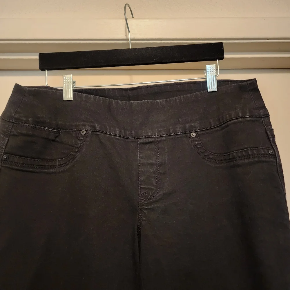 Style & Co Boot Leg Jean - Picture 2 of 13